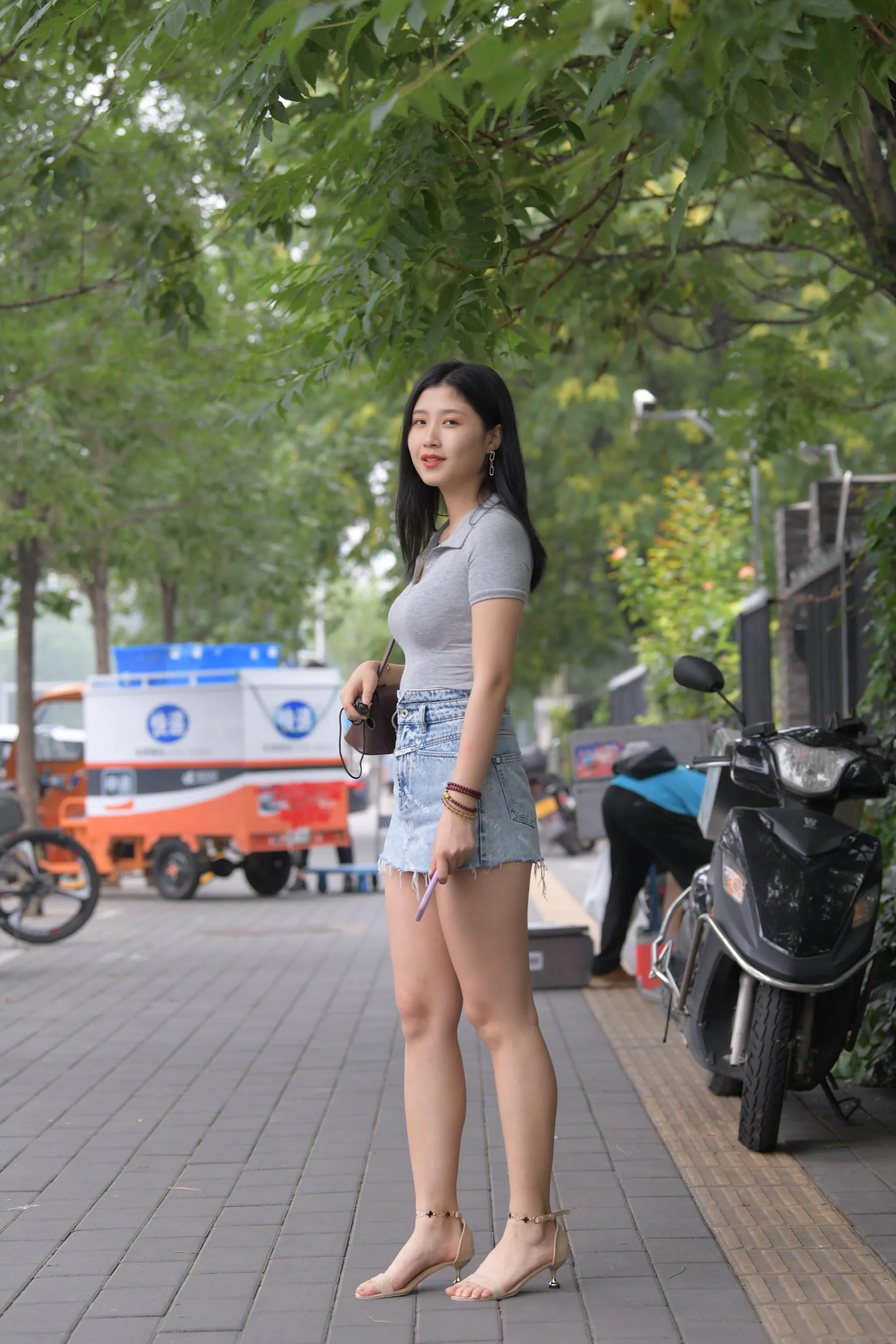 魔镜街拍 NO.169 一只麋鹿摄影-牛仔短裙美女 [235P]插图